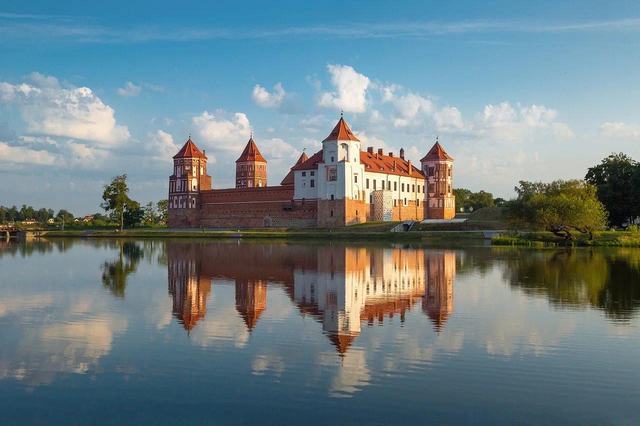 Мирский замок Мирский замок
