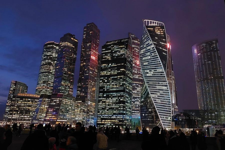 Твоя столица - Москва.