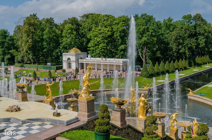 Фото с экскурсии в Петергоф