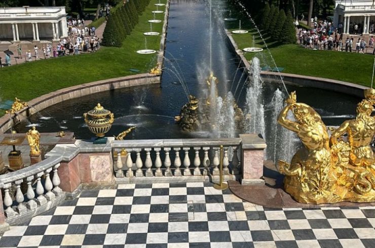 Фото с экскурсии в Петергоф