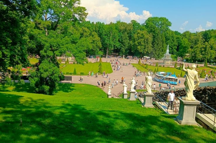 Фото с экскурсии в Петергоф